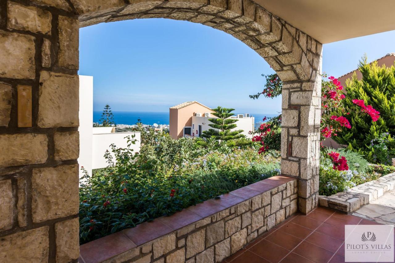 Pilot'S Villas Luxury Suites Херсонісос Екстер'єр фото