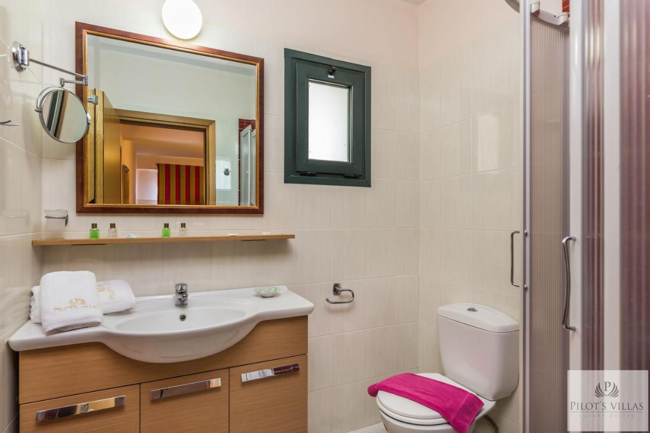 Pilot'S Villas Luxury Suites Херсонісос Екстер'єр фото