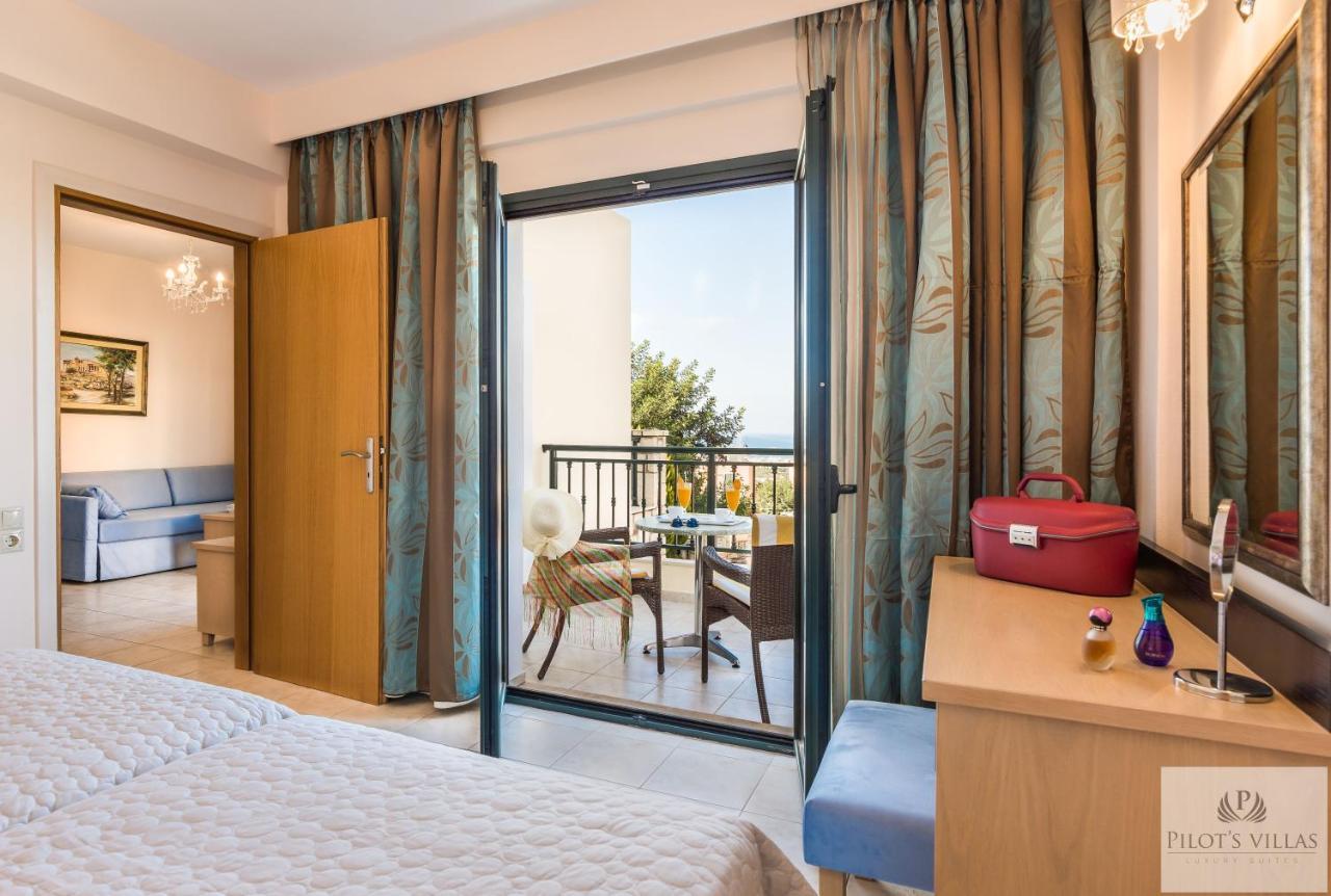 Pilot'S Villas Luxury Suites Херсонісос Екстер'єр фото