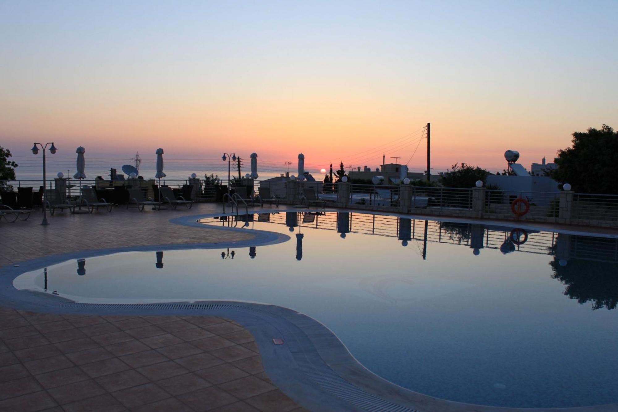 Pilot'S Villas Luxury Suites Херсонісос Екстер'єр фото