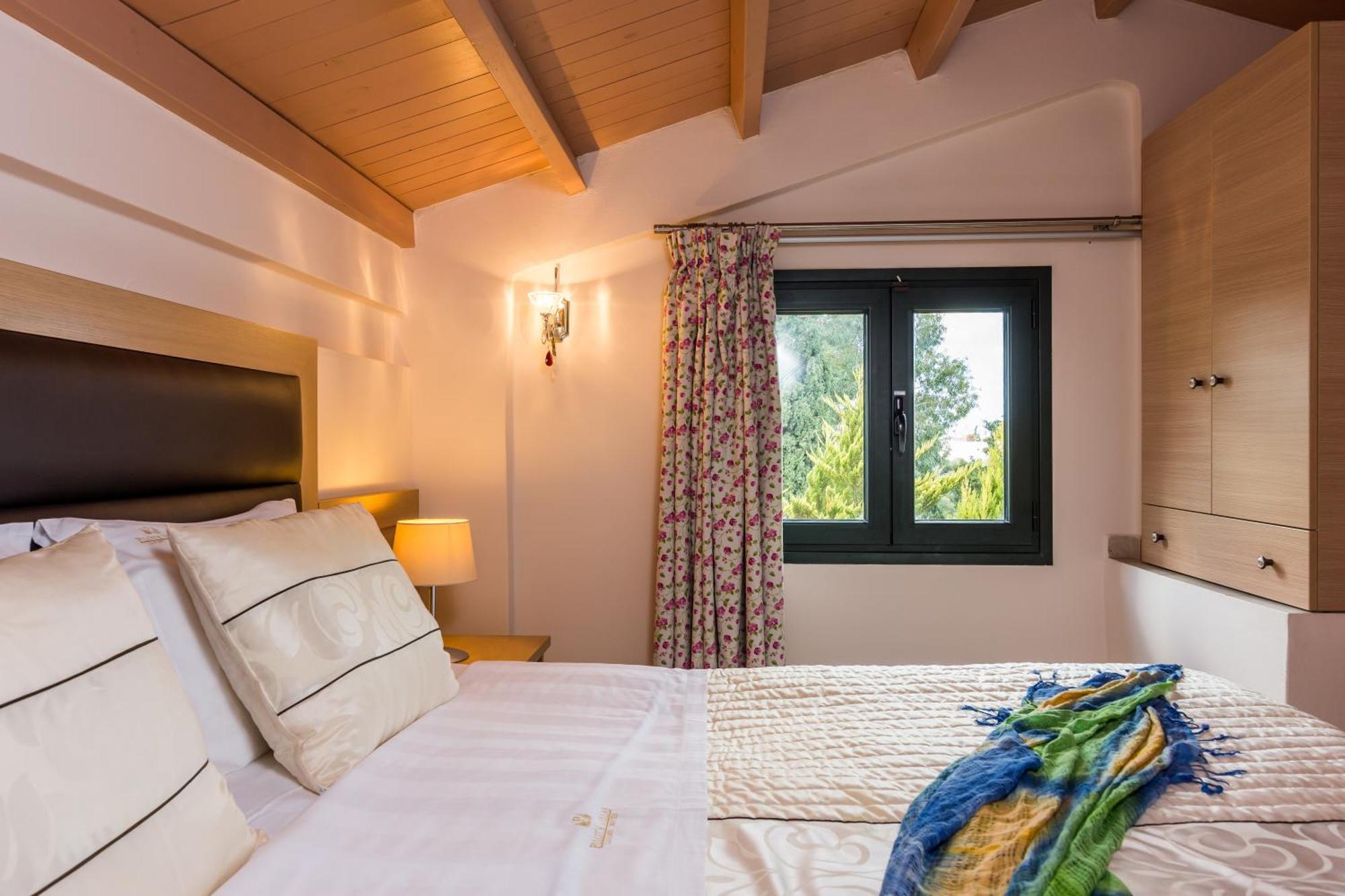 Pilot'S Villas Luxury Suites Херсонісос Екстер'єр фото