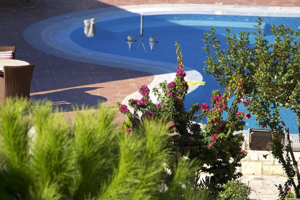 Pilot'S Villas Luxury Suites Херсонісос Екстер'єр фото